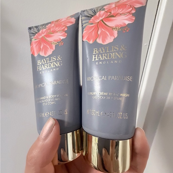 Body Wash and Body lotion (new) tropical paradise scent - Picture 4 of 8